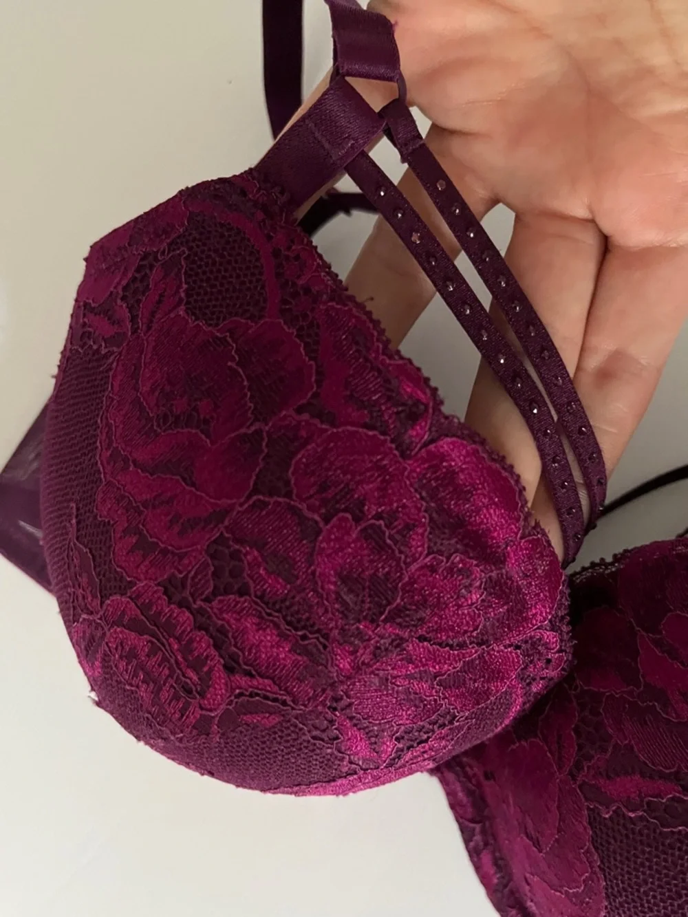 La SENZA Strapless Push-Up Rose Gold/Beyond Sexy Strappy Push-Up Plunge Bra 32DD - Picture 12 of 16